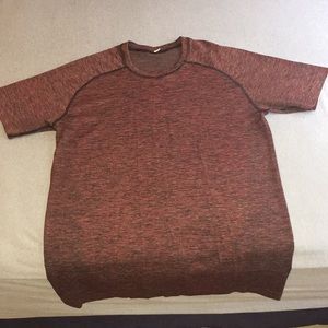 Men’s Lululemon Shirt